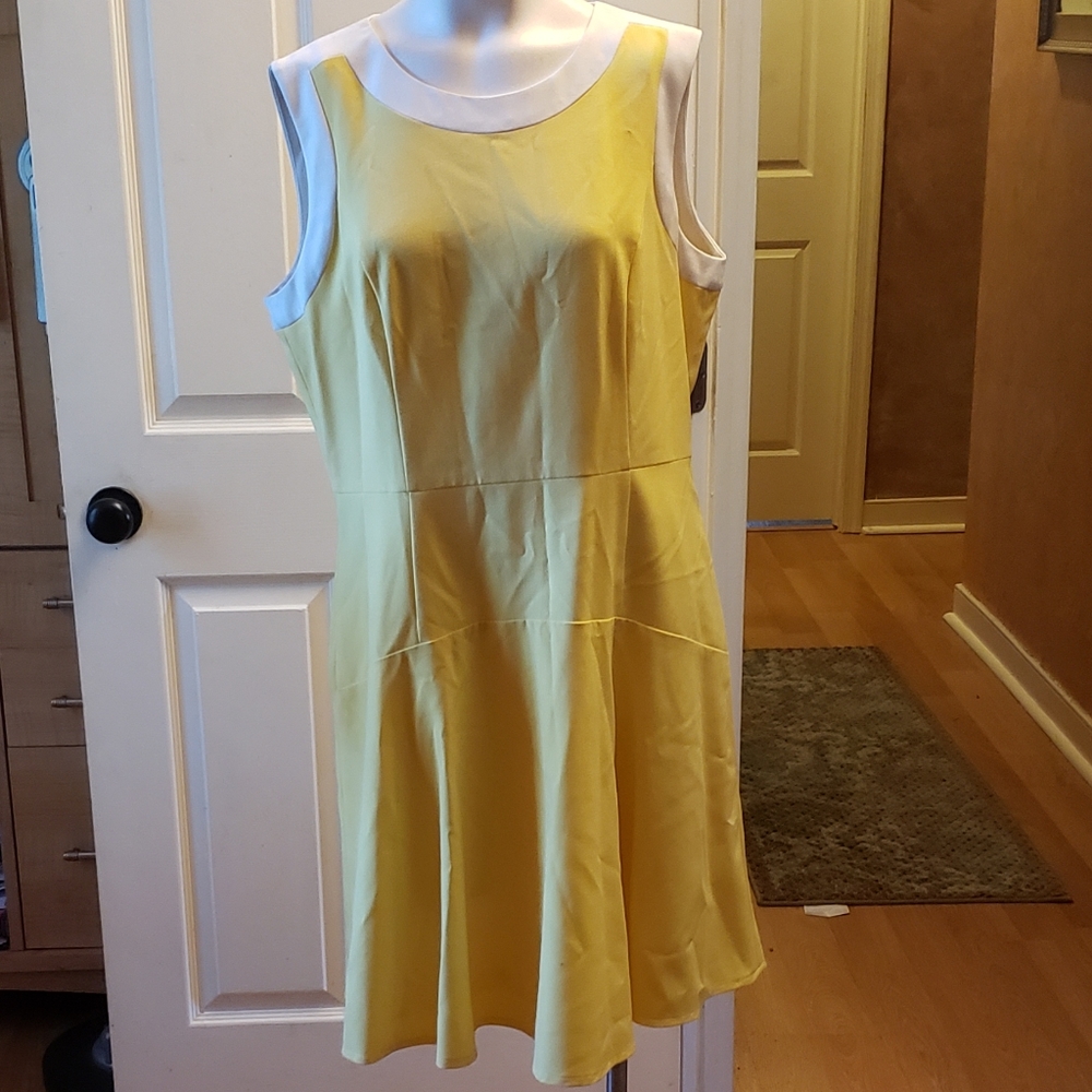 Tommy Hilfiger sunny yellow white Sleeveless trim